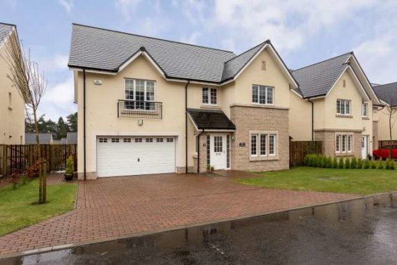 5 Bedroom Detached